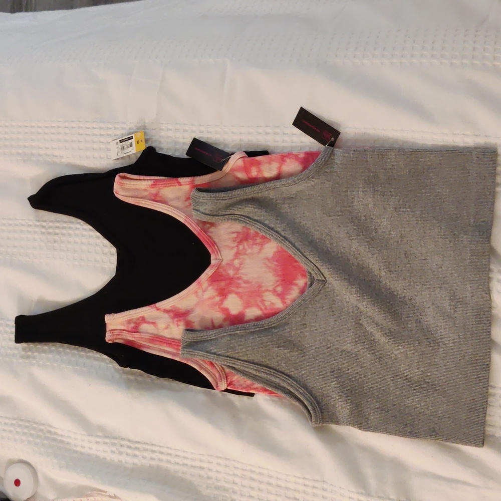 NOBO cropped Cami set of 3, size M and L sets available, NWT
